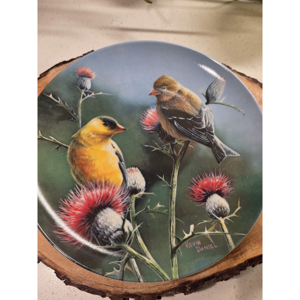 Edwin Knowles The Goldfinch Plate Kevin Daniel Birds of Your Garden 1987